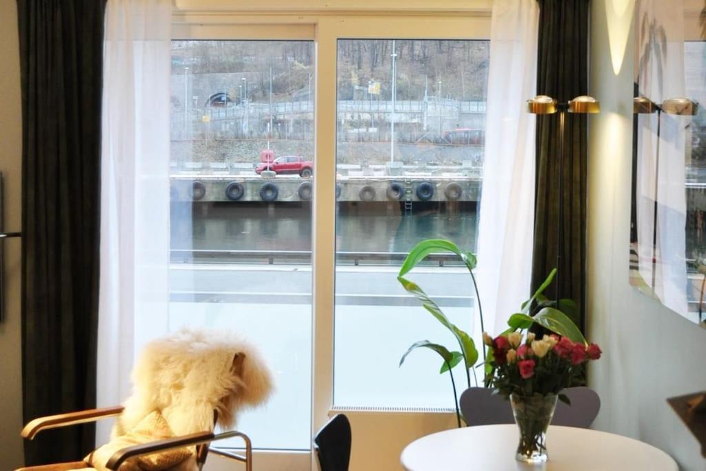 Cozy Apartment By The Fjord In Modern Oslo Exterior photo